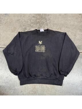 vintage new york yankees puma faded black spell out crewneck size medium